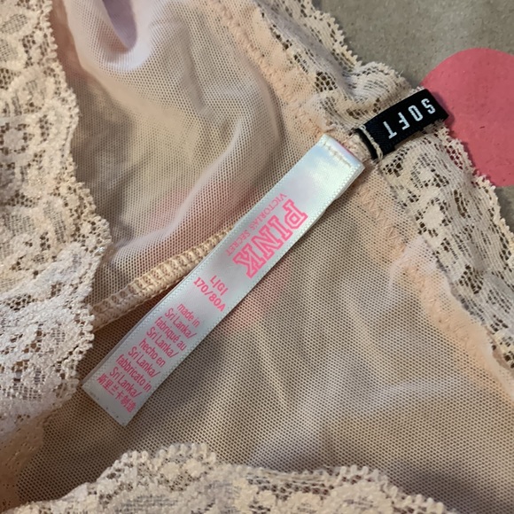 Large Victoria’s Secret PINK Cheekster lace panty - Picture 3 of 4